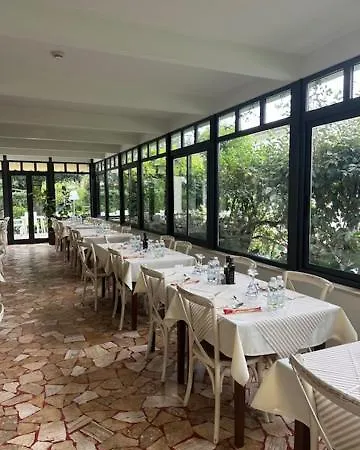 La Primula Hotel