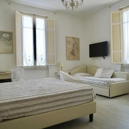 La Primula 3*
