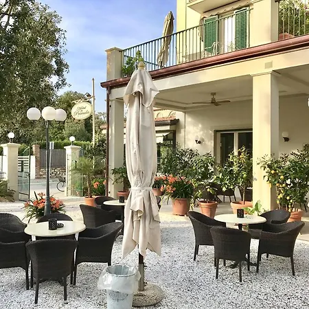 La Primula מלון 3*